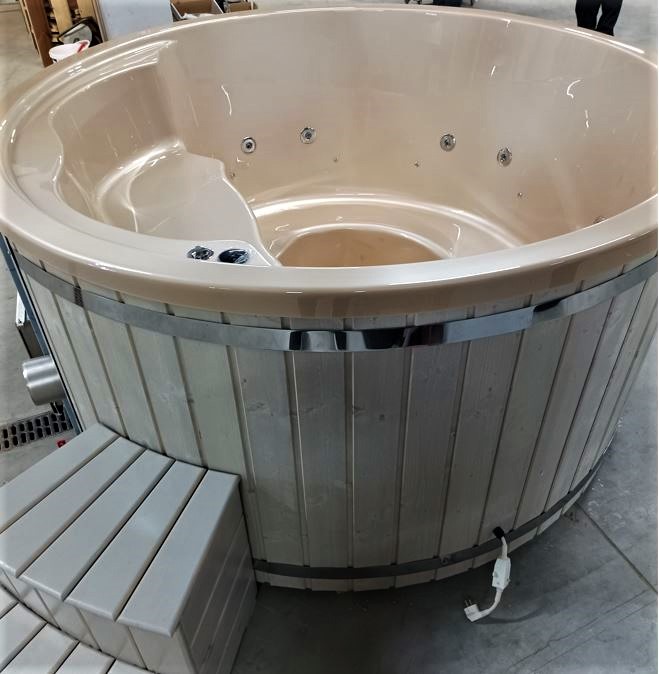 Plener SPA balia ogrodowa okragla 200 bialy marmur 1